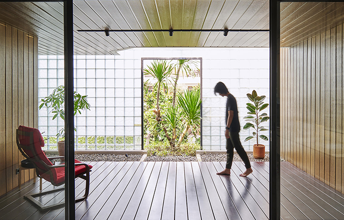 RAD+ar | 525㎡，雅加達獨棟住宅-折射屋