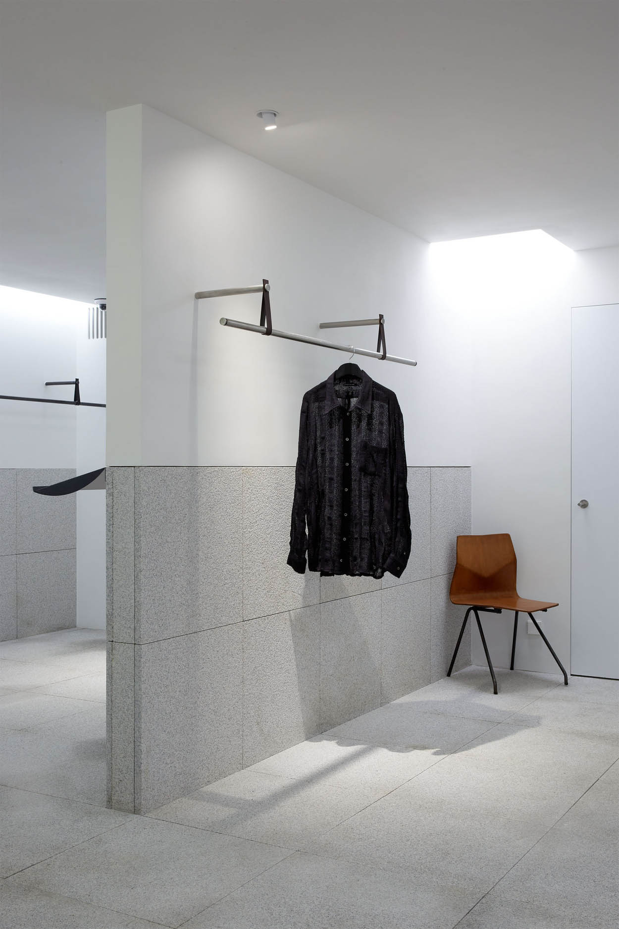 首爾,男裝旗艦店,旗艦店設計,Soui男裝品牌旗艦店,H OFFICE,韓國,服裝店設計案例,男裝店設計,國外服裝店設計