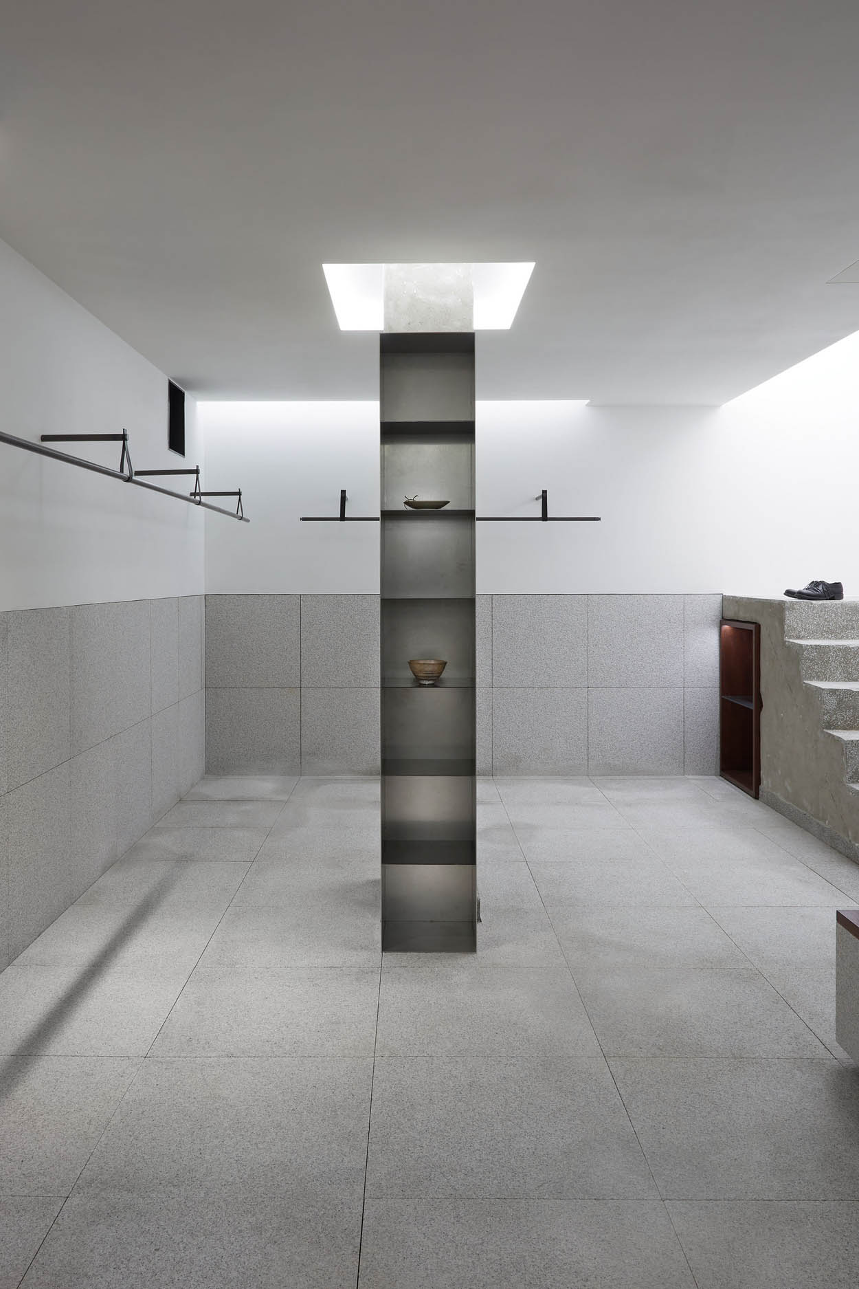 首爾,男裝旗艦店,旗艦店設計,Soui男裝品牌旗艦店,H OFFICE,韓國,服裝店設計案例,男裝店設計,國外服裝店設計