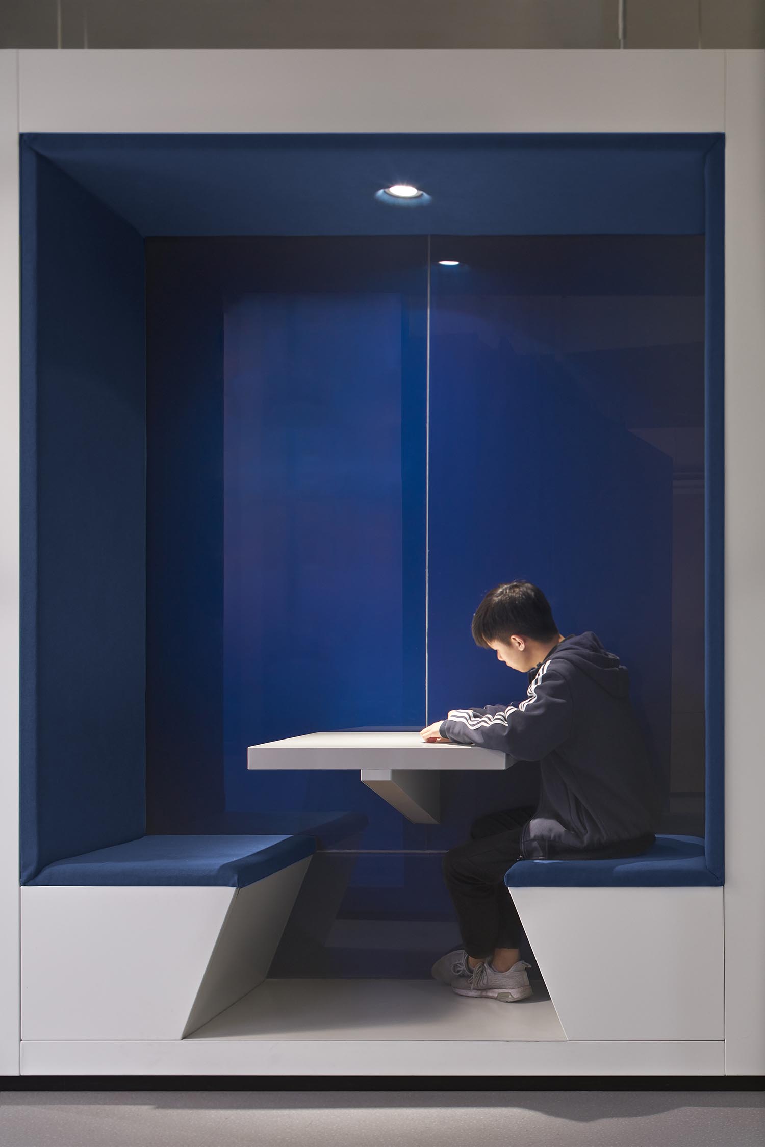 餘論設計,YUDESIGNS,浙江外國語學院圖書館設計,圖書館設計,圖書館設計案例,學校圖書館,浙江外國語學院圖書館