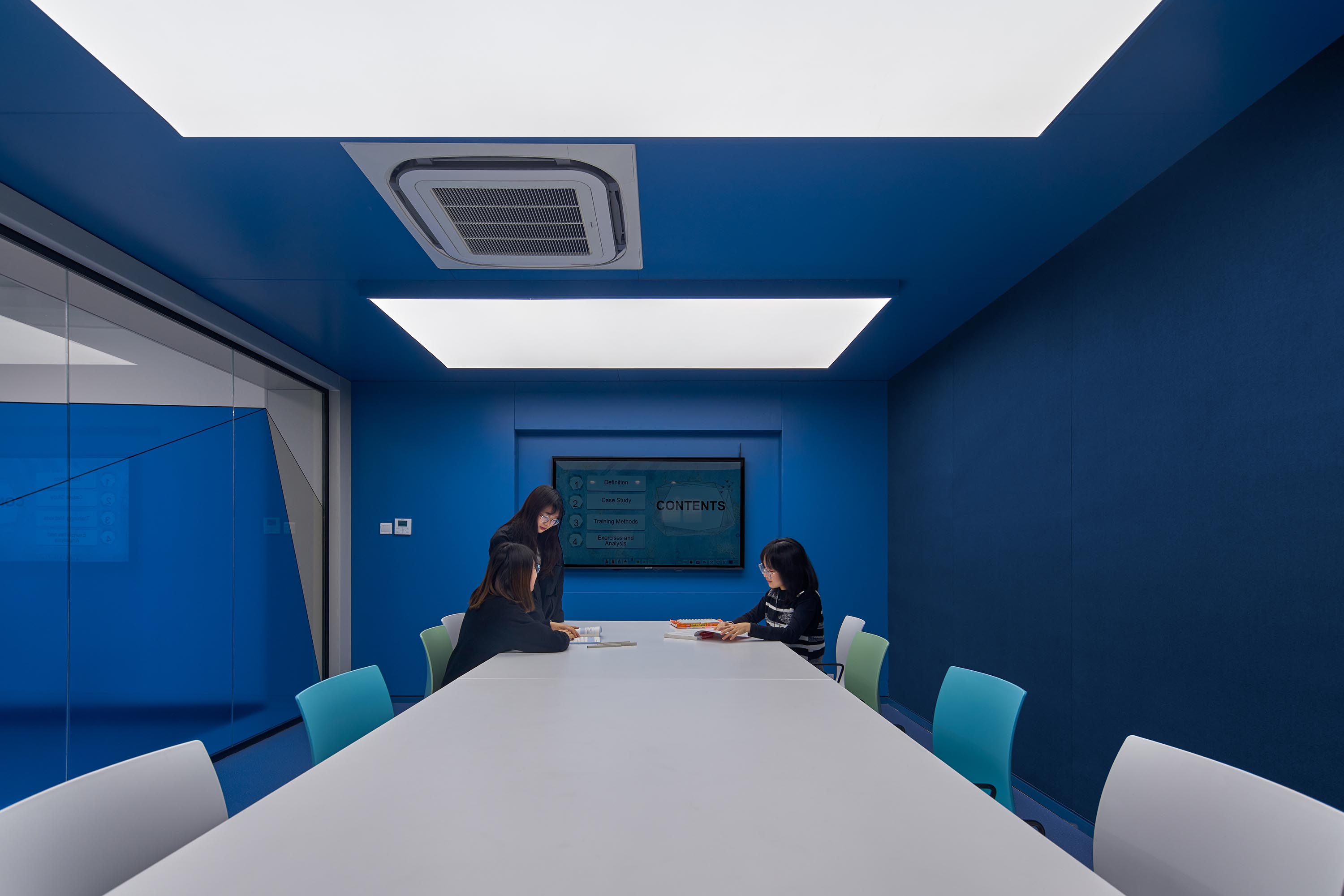 餘論設計,YUDESIGNS,浙江外國語學院圖書館設計,圖書館設計,圖書館設計案例,學校圖書館,浙江外國語學院圖書館