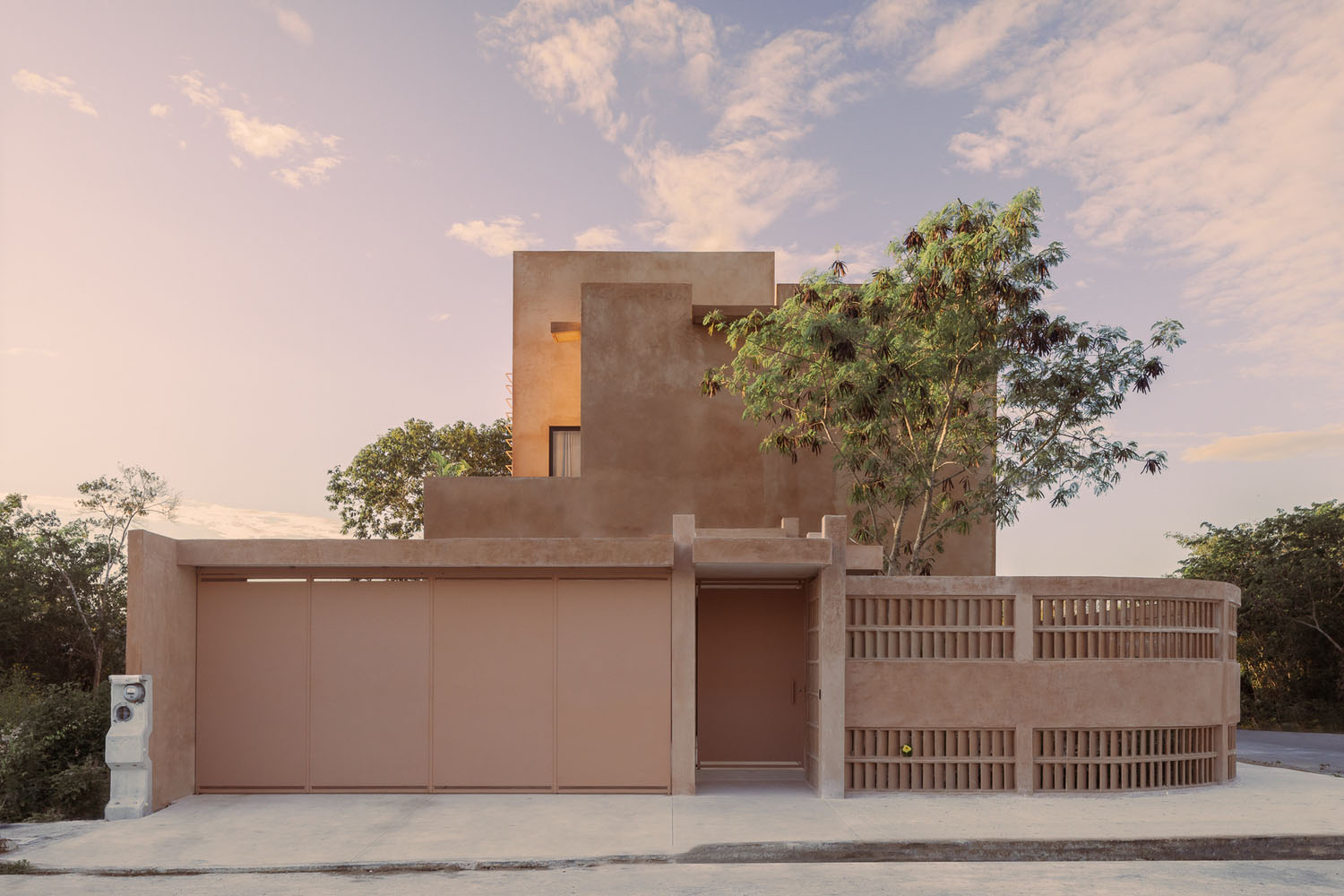 240㎡住宅設計,住宅設計,Javier Puga Estudio,住宅設計案例,墨西哥,侘寂,裸色,侘寂美學,侘寂風格設計,侘寂設計案例