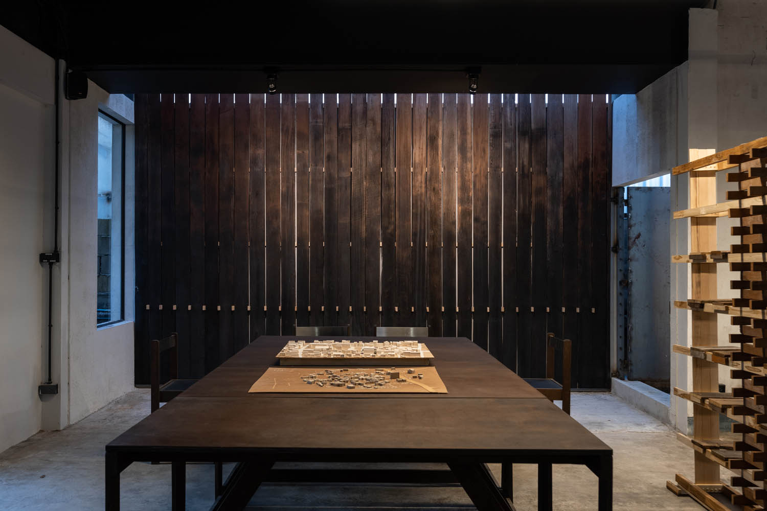 Housescape Design Lab,泰國清邁,辦公室設計,咖啡廳設計,餐廳設計,辦公室設計案例,設計公司辦公室,廠房改造,建築改造,咖啡廳設計案例