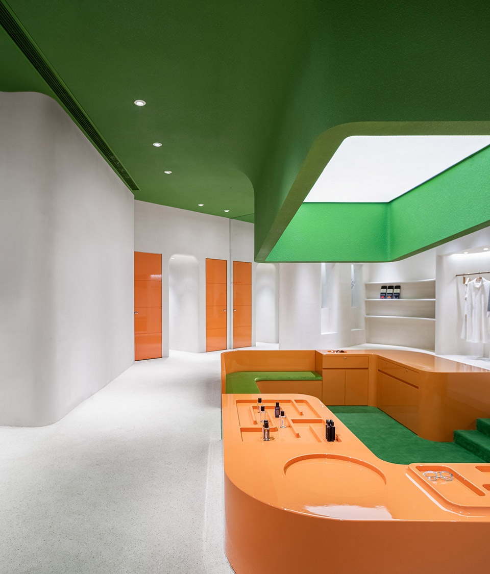 服裝店設計,上海服裝店設計,零售店設計,商業空間,女裝店設計,上海女裝店設計,精品女裝店設計,時裝店設計,咖啡店,街角咖啡店,上海TU天安千樹店,TU天安千樹店,TU,上海TU,彈性設計工作室,彈性設計