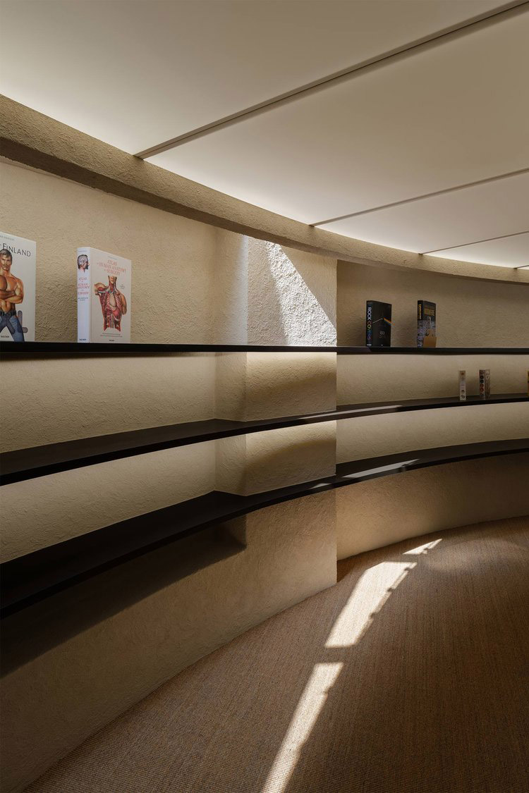 書店設計案例,書店設計,Graphic bookstore,國外書店設計,OONN,U.LAB,藝術和設計書店,書店設計方案,首爾,圖書館設計