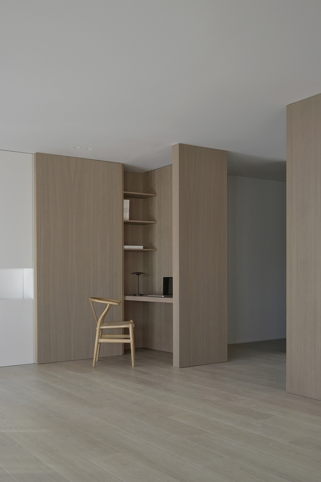 極簡公寓設計案例,公寓設計,極簡主義,國外極簡風格公寓設計,Deza Setien,馬德裏,原木色+白色,公寓設計方案,120㎡