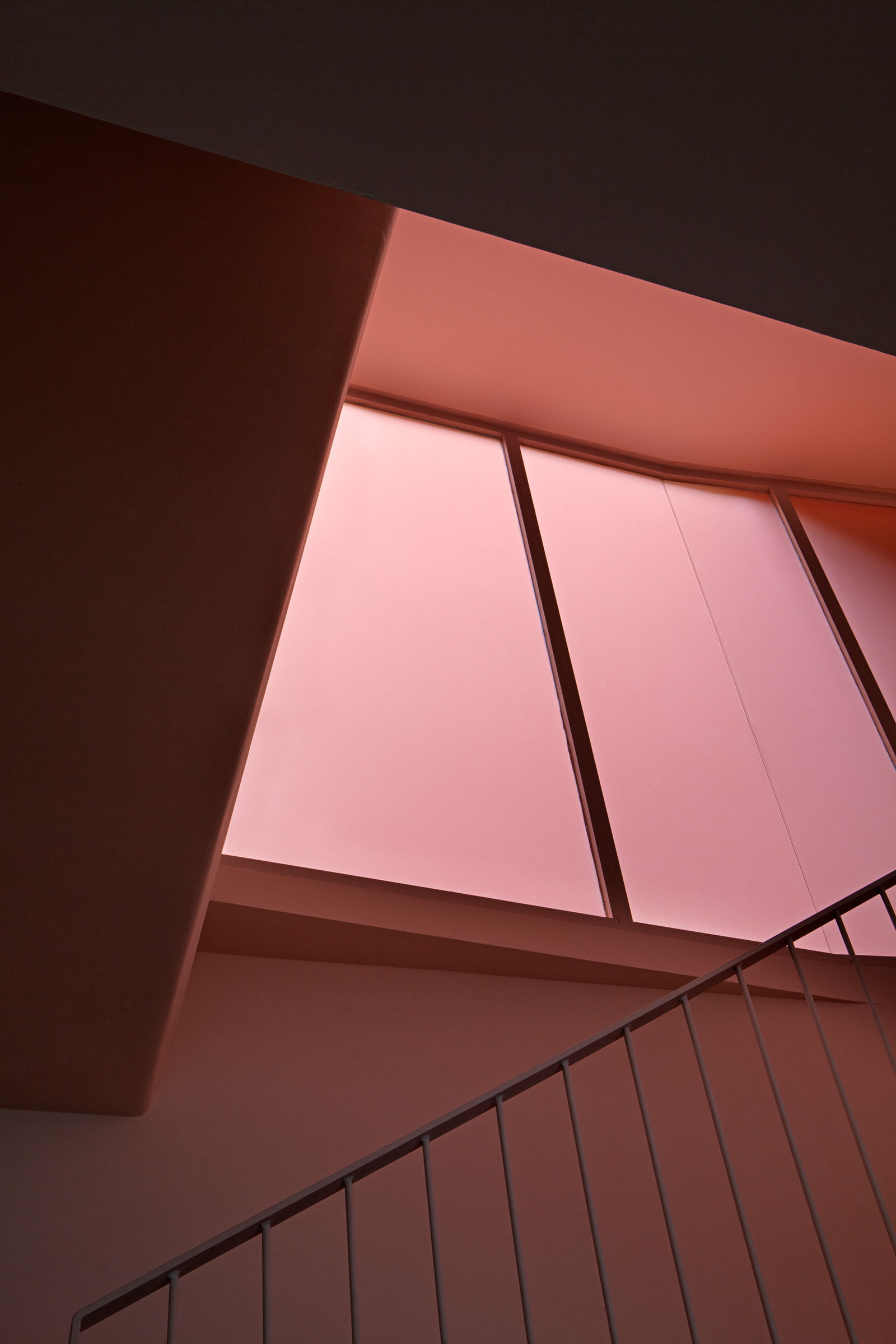 專賣店設計,國外鞋店設計,鞋店設計案例,HOFF運動鞋精品店,CISZAK DALMAS,西班牙,鞋店設計,零售店設計