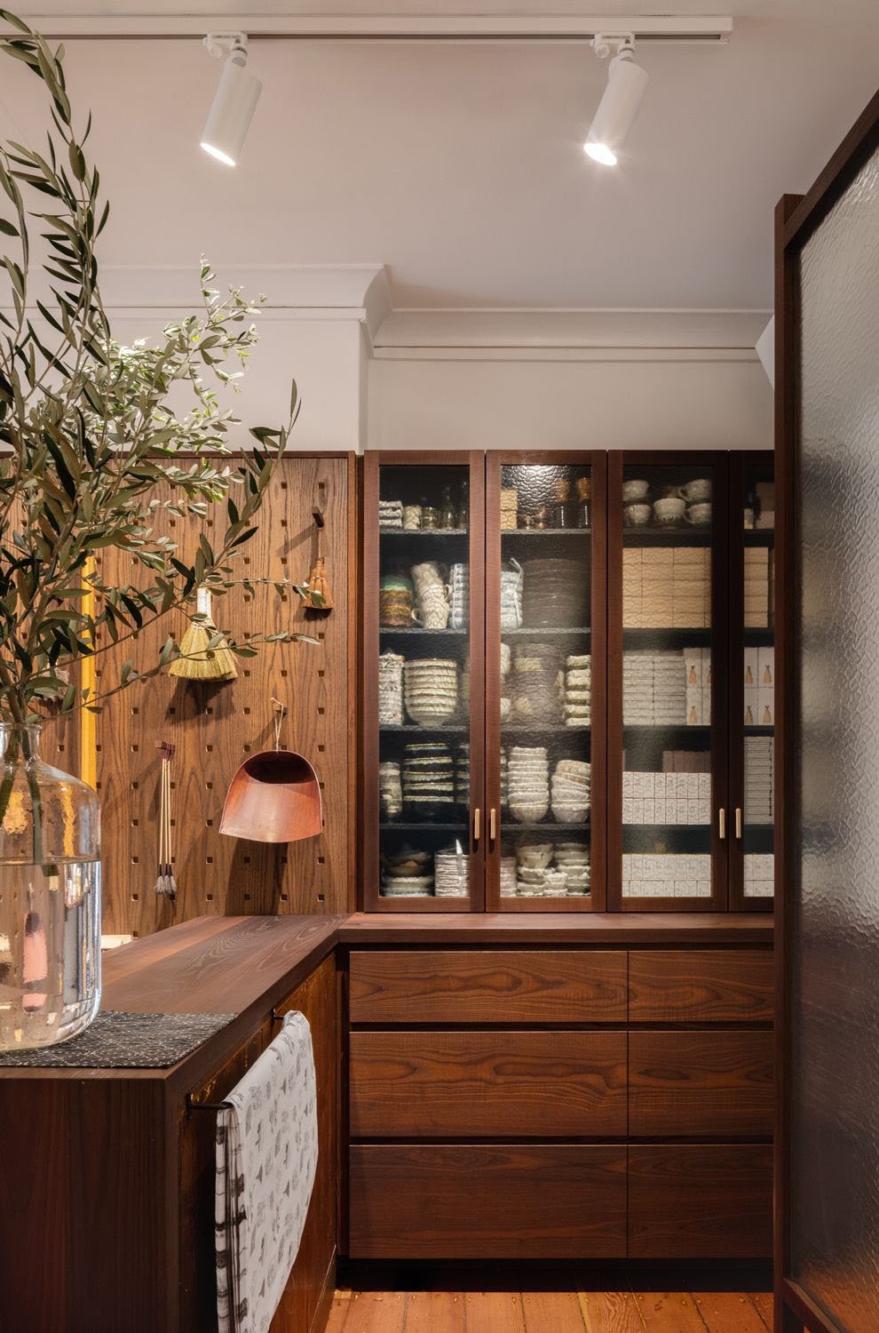 雜貨店設計案例,雜貨店設計,Provider Store,國外日用品店設計,悉尼,日式家居用品店,文藝範,街邊創意店,零售店