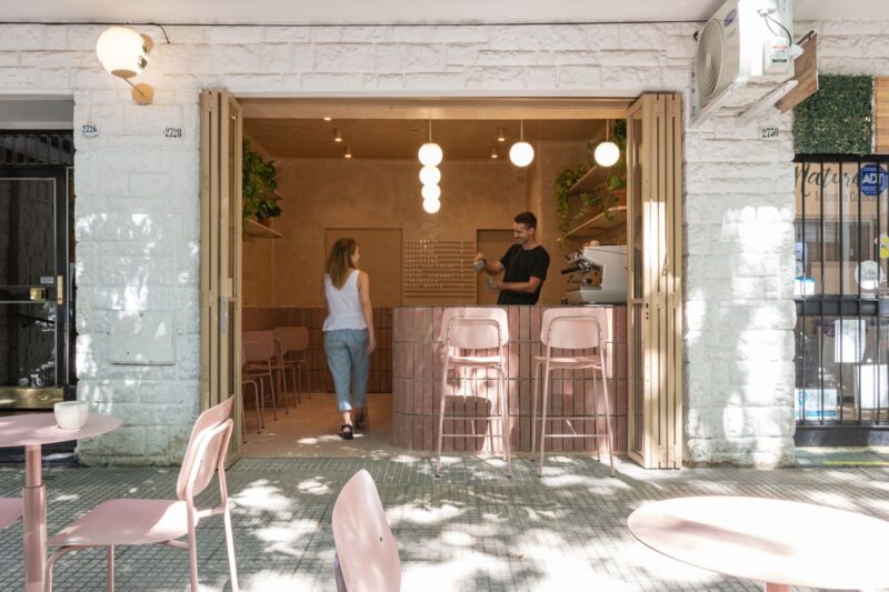 Tomas | 30㎡，Romulo 鄰裏咖啡店