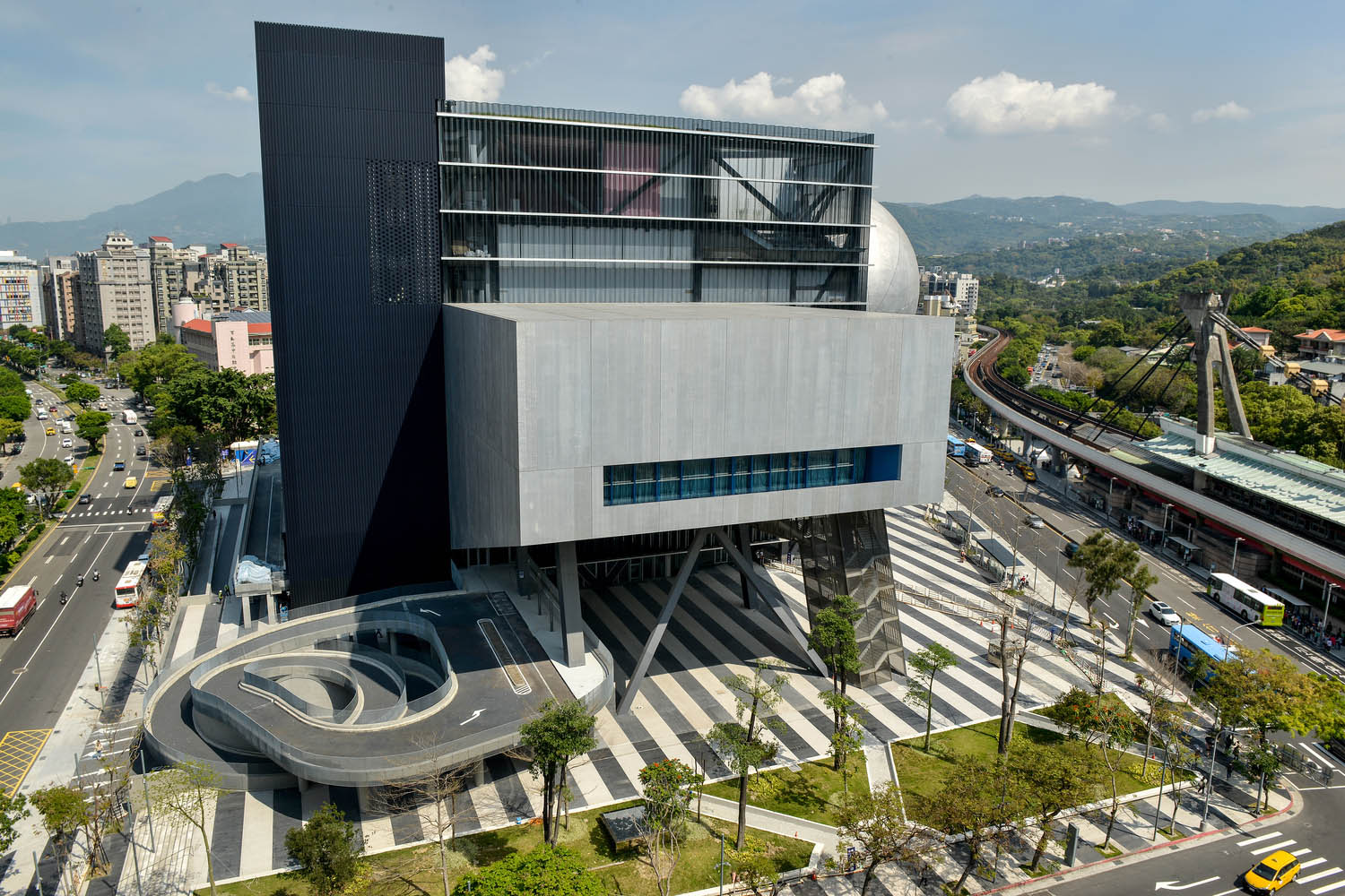 OMA,表演藝術中心設計,藝術中心設計案例,台北演藝中心,建築設計,大都會建築事務所,演藝中心設計方案,雷姆·庫哈斯,Taipei Performing Arts Center