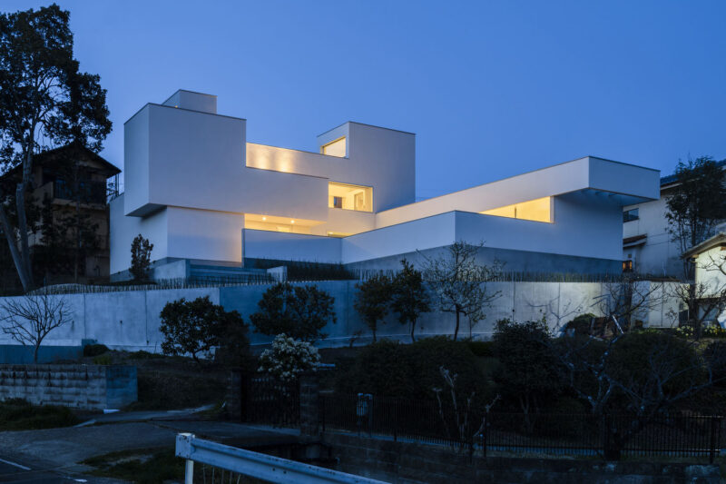 木村光一建築師事務所 | 232㎡，山頂別墅 / FORM