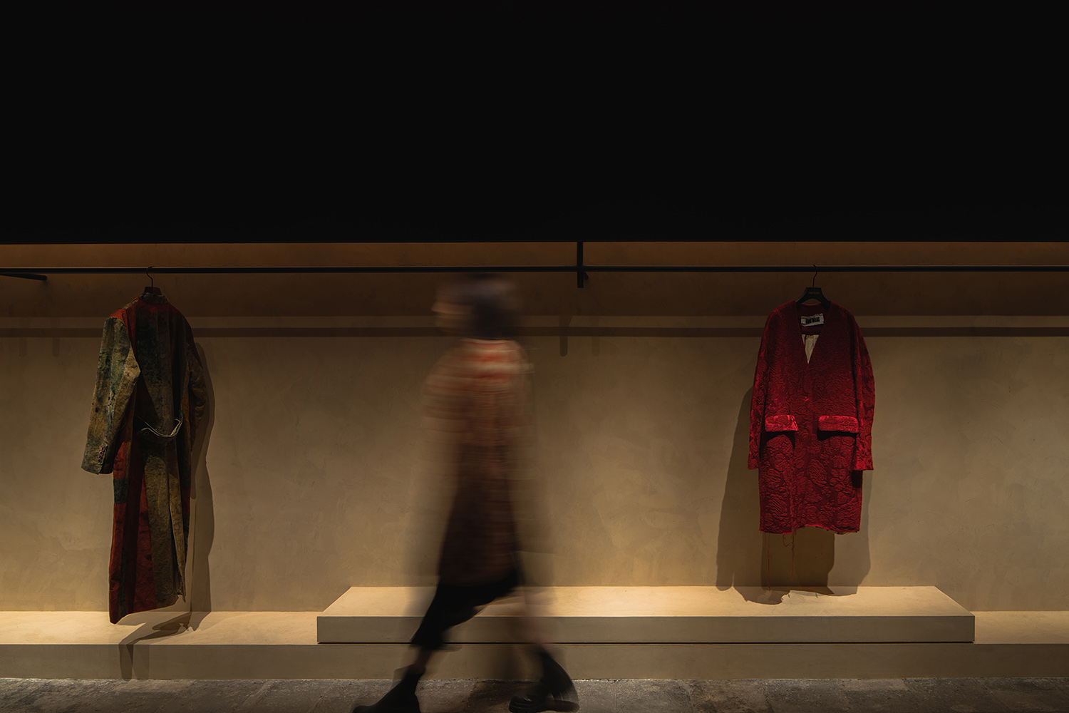 商業空間設計,時裝店設計,零售店設計,服裝店設計,女裝店設計,hug,UMA WANG,UMA WANG全新概念店,時裝店設計案例,成都時裝店設計,hug,UMA WANG旗艦店,成都hug,成都UMA WANG,氣象建築,氣象建築設計