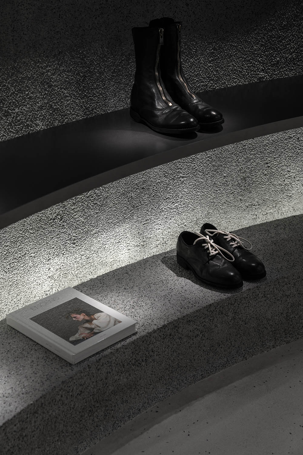 商業空間設計,時裝店設計,零售店設計,服裝店設計,女裝店設計,hug,UMA WANG,UMA WANG全新概念店,時裝店設計案例,成都時裝店設計,hug,UMA WANG旗艦店,成都hug,成都UMA WANG,氣象建築,氣象建築設計