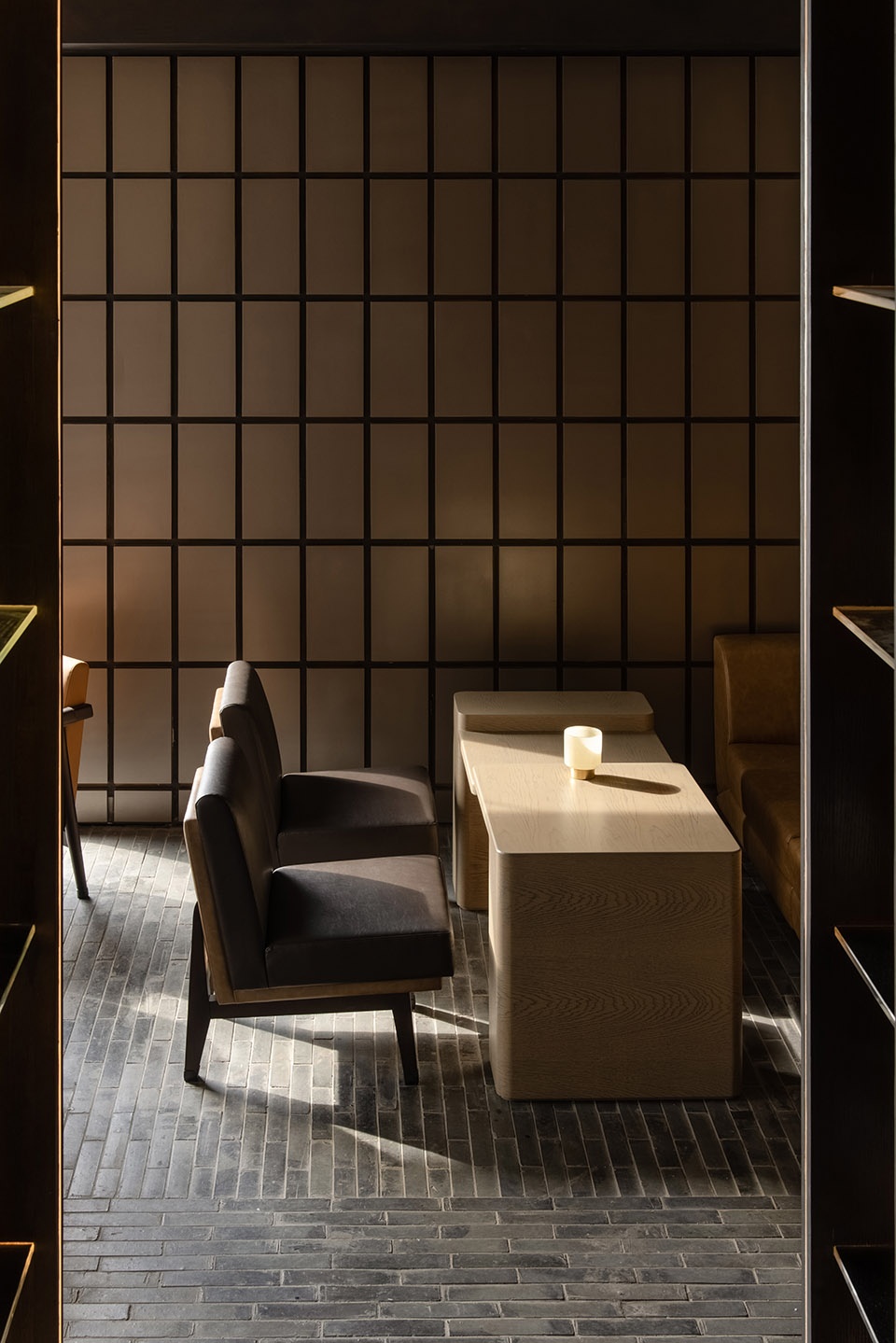 酒吧設計,餐飲空間,餐吧設計,西安酒吧設計,西安餐吧設計,Le Coq餐酒吧,西餐廳設計案例,酒吧設計案例,餐吧設計案例,Le Coq,西安Le Coq,Le Coq Wine,RooMoo Design Studio,RooMoo