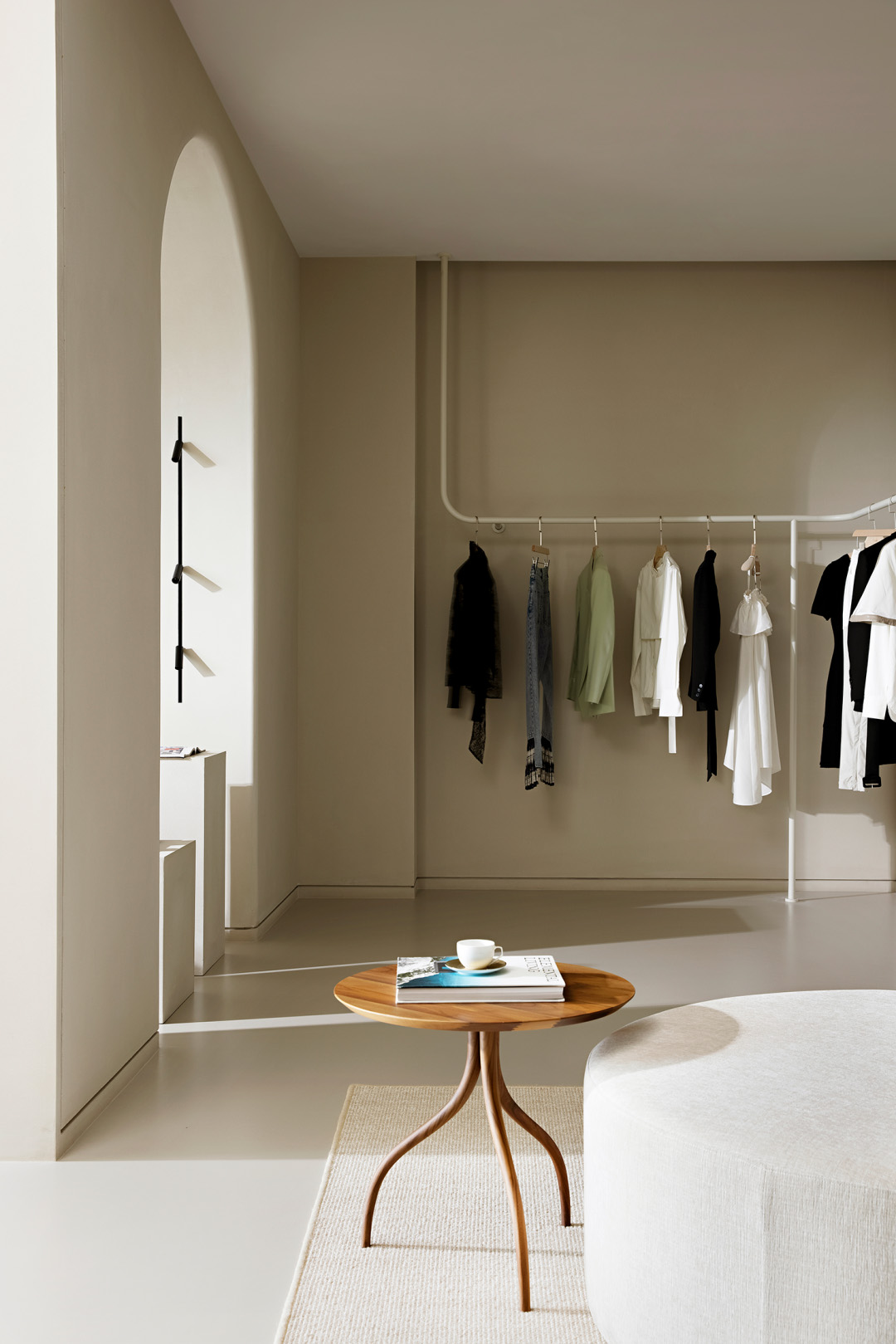 服裝買手店,服裝店設計,覓見買手店,覓見MS.HU&VIEW,MS.HU&VIEW,女裝店設計,零售店設計,買手店設計,服裝買手店設計,FEN+張奇峰設計工作室,FEN+,張奇峰,張奇峰設計工作室