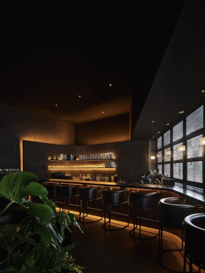 啟倉設計 | 寧波N/A Friend Bar-城市裏的黑森林