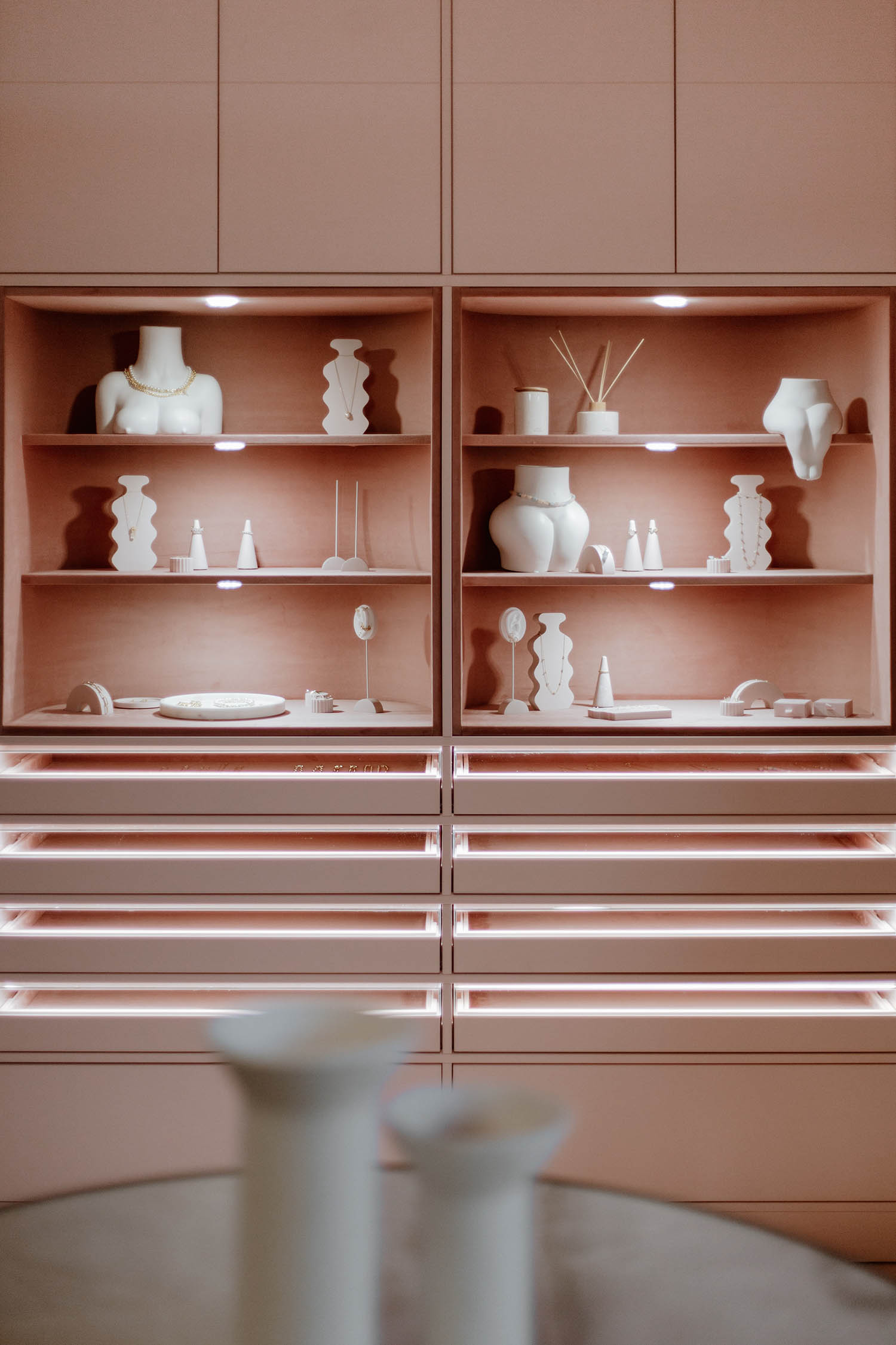 Damian Kozłowski,珠寶店設計案例,快閃店設計案例,波蘭,AM JEWELLERY,珠寶快閃店,珠寶店裝修,珠寶店設計方案,快閃店設計方案