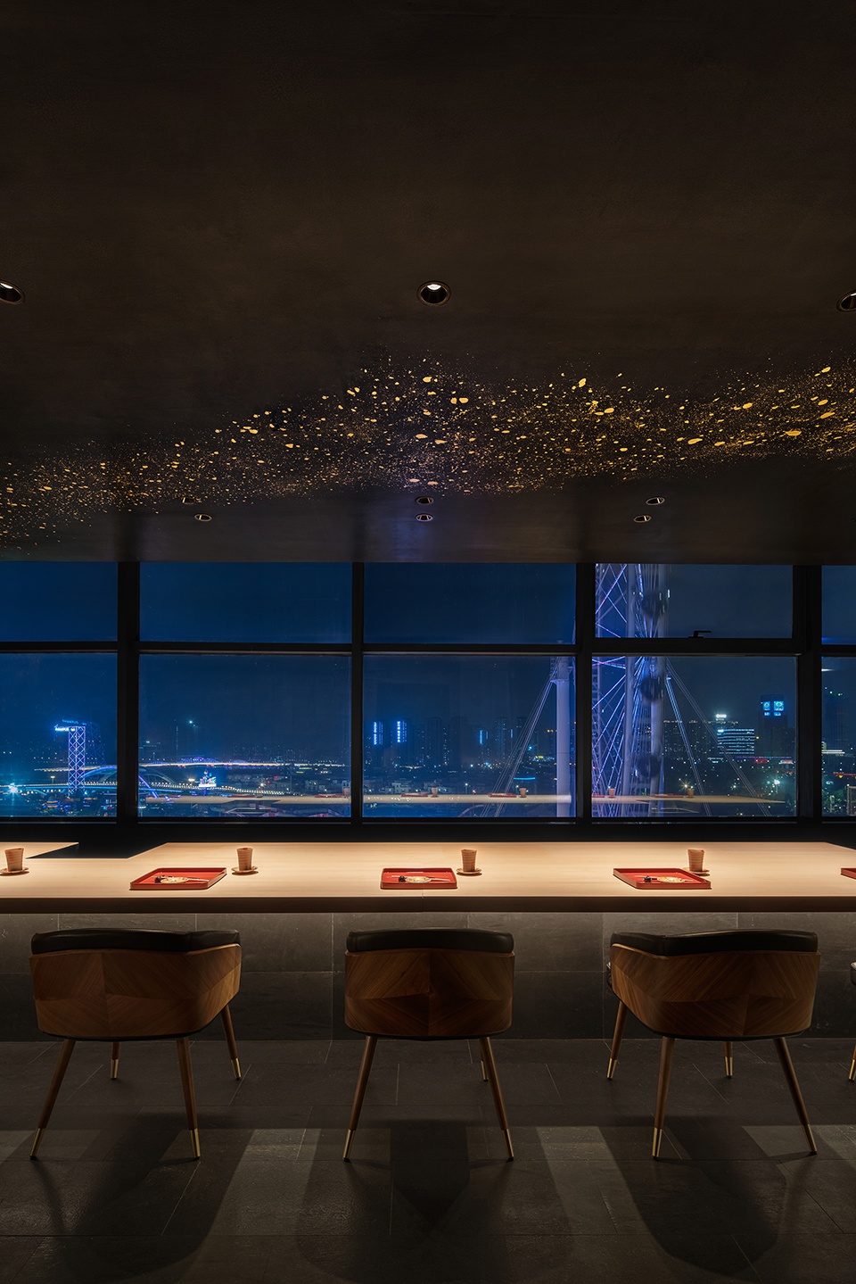 餐廳設計,壽司店設計,壽司店設計案例,佛山壽司店,佛山壽司店設計,雲響壽司,佛山雲響壽司,日料店設計,堤由匡建築設計,鳴意品牌設計,北京鳴意品牌設計,堤由匡建築設計工作室,堤由匡設計