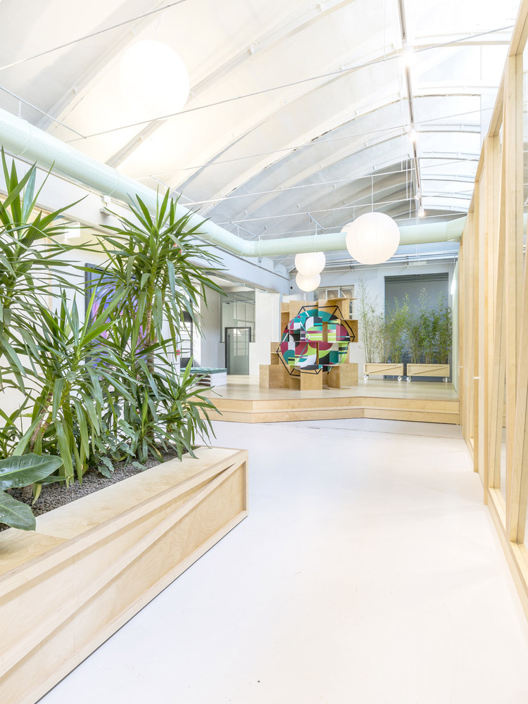 BLA,意大利都靈,辦公室,聯合辦公室,辦公室設計,國外辦公室設計案例,虛擬現實和數字企業孵化聯合辦公室,辦公室裝修,辦公室設計方案,IDT-BRANDS DISTRIBUTION