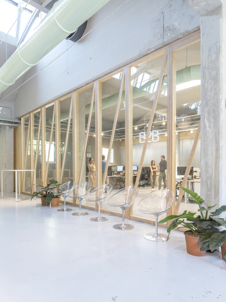 BLA,意大利都靈,辦公室,聯合辦公室,辦公室設計,國外辦公室設計案例,虛擬現實和數字企業孵化聯合辦公室,辦公室裝修,辦公室設計方案,IDT-BRANDS DISTRIBUTION
