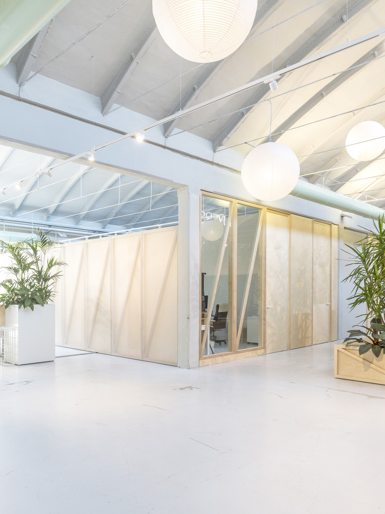 BLA,意大利都靈,辦公室,聯合辦公室,辦公室設計,國外辦公室設計案例,虛擬現實和數字企業孵化聯合辦公室,辦公室裝修,辦公室設計方案,IDT-BRANDS DISTRIBUTION