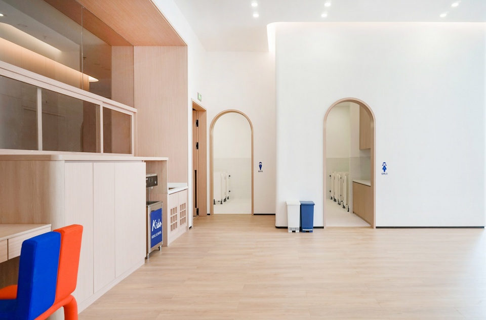 校園設計,幼兒園設計,寧波幼兒園設計,綺朵幼兒園,Kido School,寧波 Kido School,寧波綺朵幼兒園,幼兒園設計作品,REAL建築事務所,REAL,REAL設計