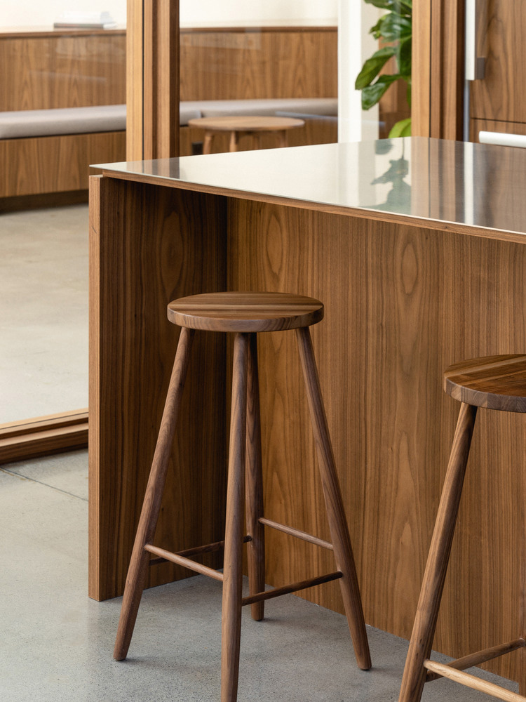 辦公室設計,Atelier l'Abri ,Stadshem,加拿大,國際谘詢公司辦公室設計,谘詢公司辦公室設計,Accuracy,倉庫改造,辦公室設計案例,國外辦公室設計