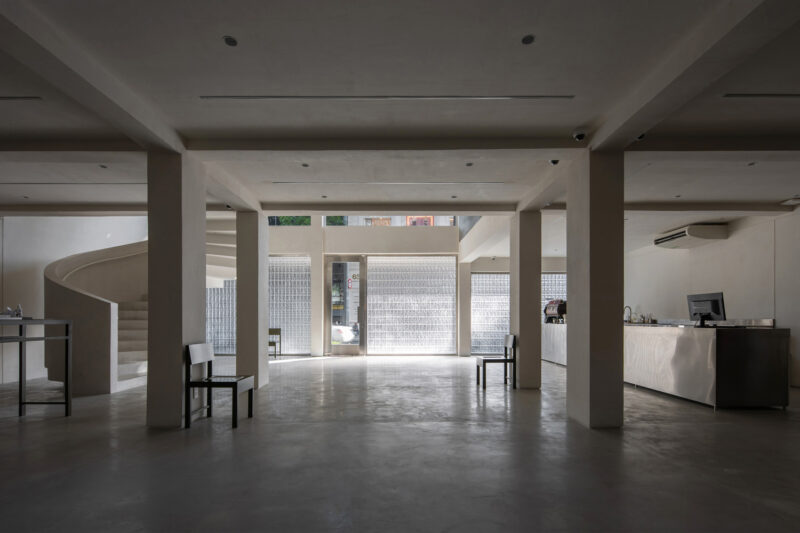 Nhabe Scholae | 300㎡，越南西貢SEESON NKKN 商店+咖啡廳設計