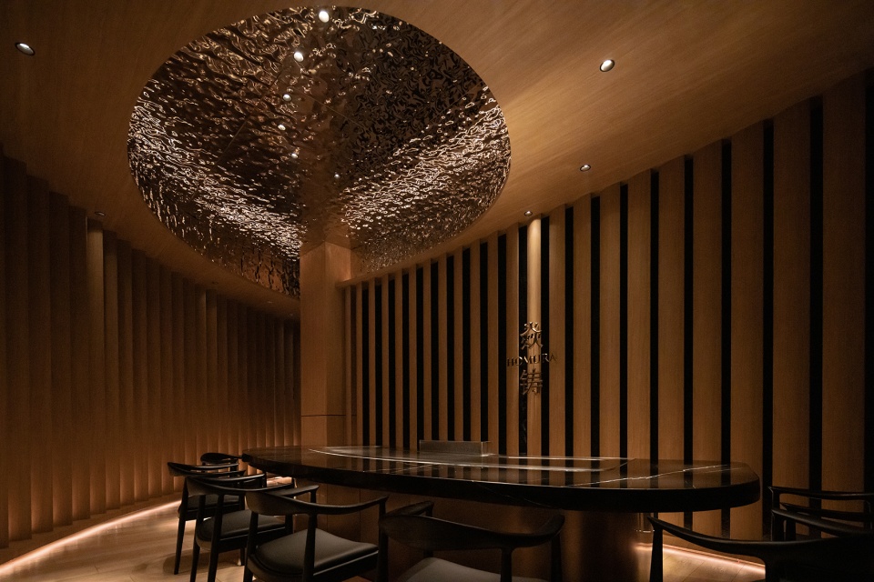 日料店設計,壽司店設計,餐廳設計,日料店設計案例,日料店效果圖,武漢日料店,休閑餐廳設計,HOMURA焱鑄,武漢HOMURA焱鑄,HOMURA焱鑄日料店,樸開十向設計,樸開十向,武漢樸開十向,樸開十向設計事務所