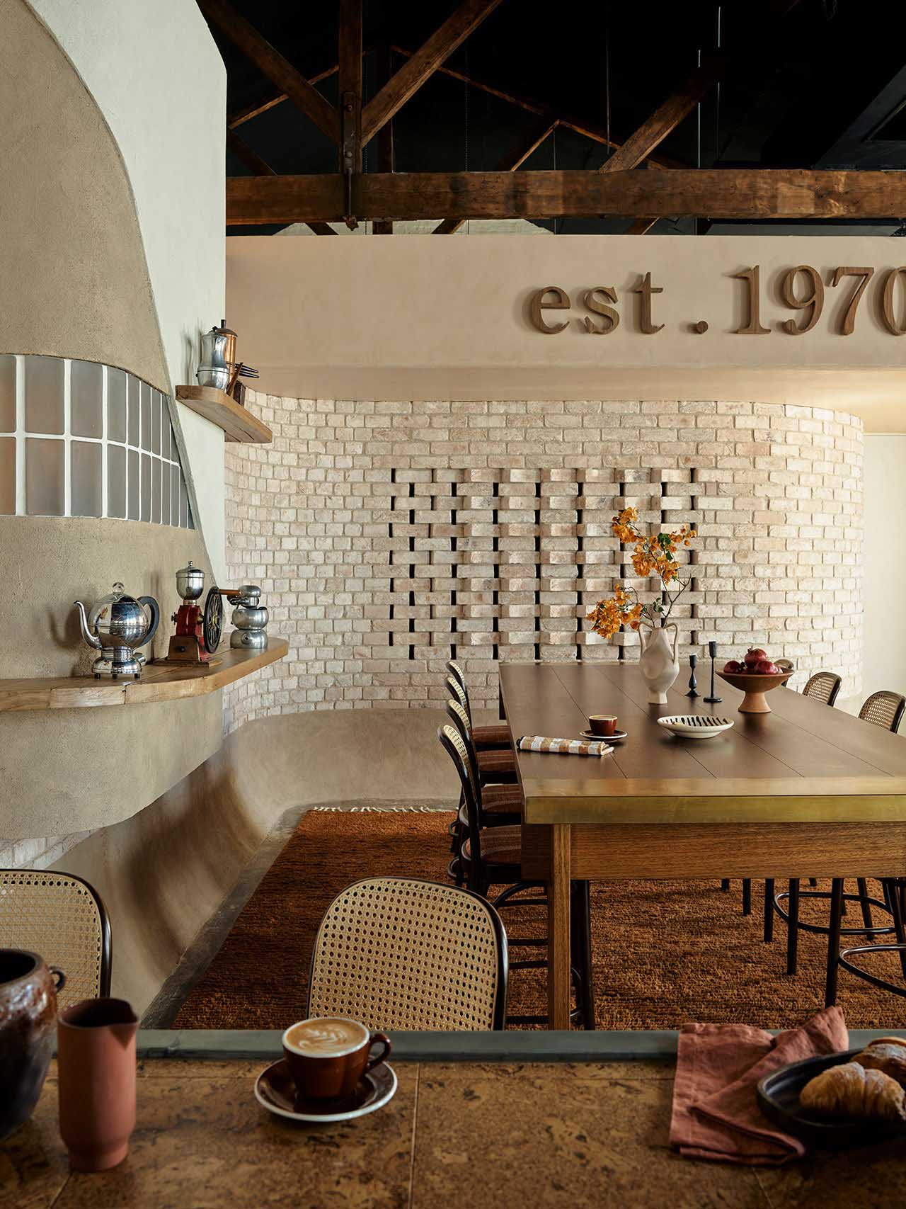 ALEXANDER & CO.,咖啡廳設計案例,GENOVESE COFFEE HOUSE,國外咖啡廳設計,300㎡,咖啡廳設計,GENOVESE COFFEE,意式咖啡,悉尼,倉庫改造