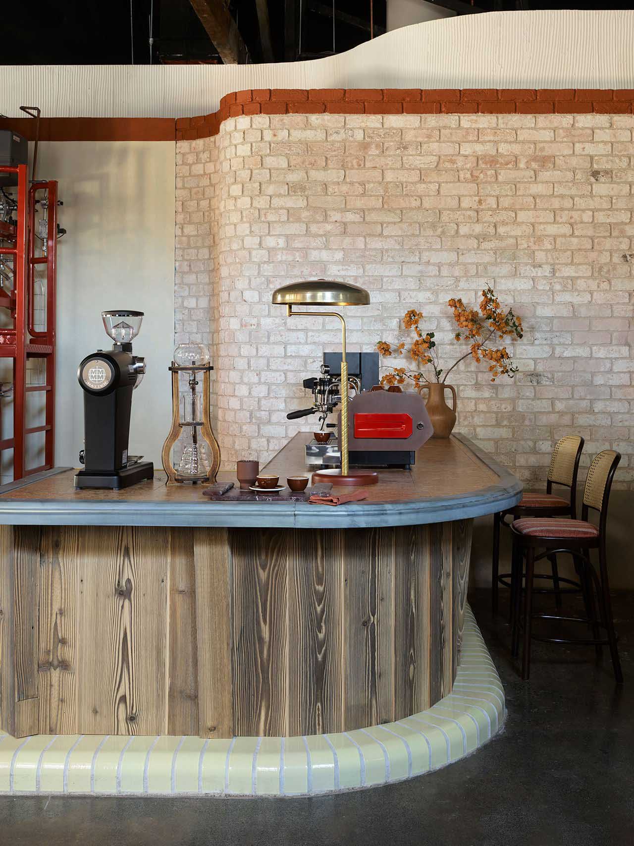ALEXANDER & CO.,咖啡廳設計案例,GENOVESE COFFEE HOUSE,國外咖啡廳設計,300㎡,咖啡廳設計,GENOVESE COFFEE,意式咖啡,悉尼,倉庫改造