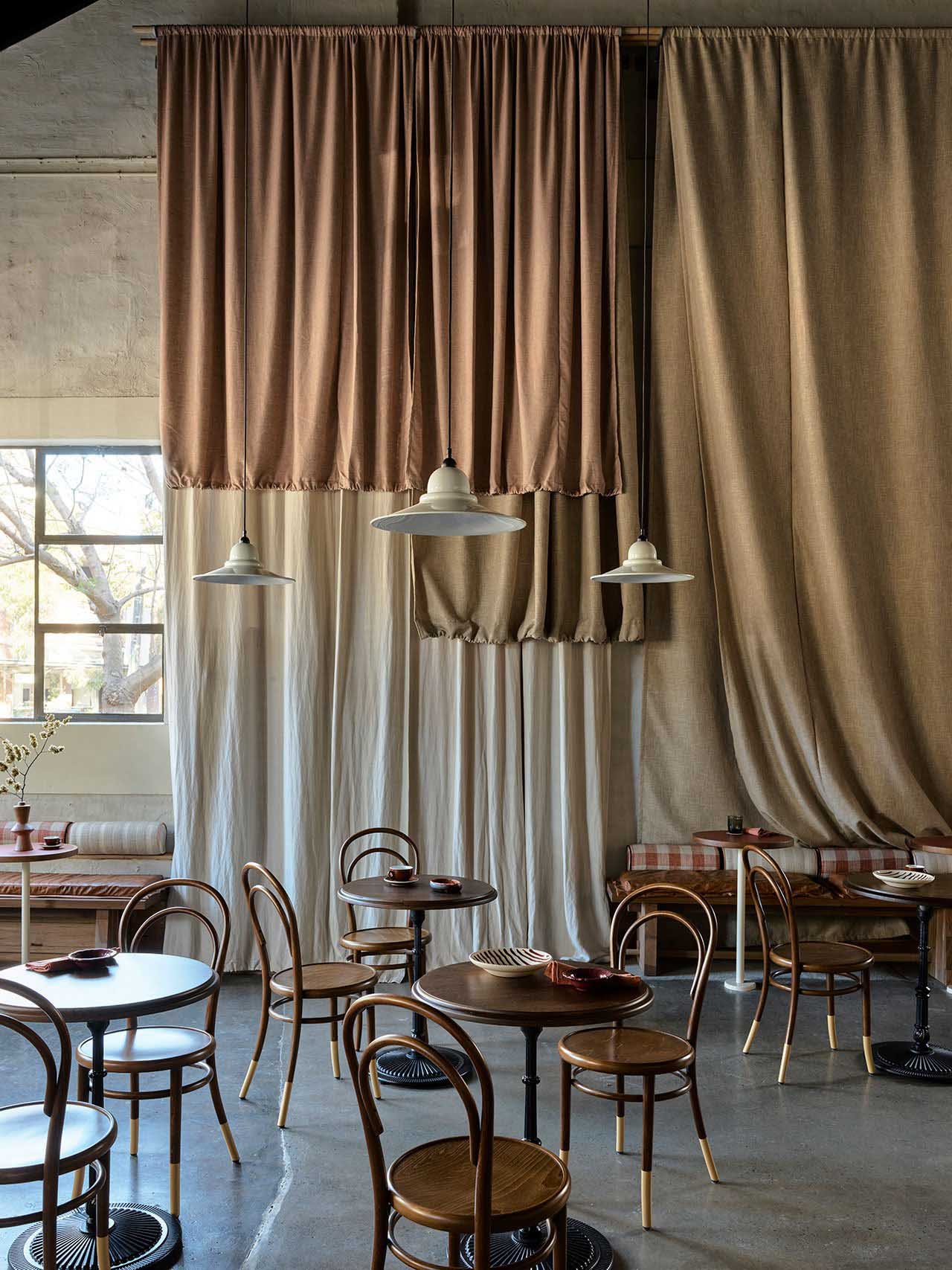 ALEXANDER & CO.,咖啡廳設計案例,GENOVESE COFFEE HOUSE,國外咖啡廳設計,300㎡,咖啡廳設計,GENOVESE COFFEE,意式咖啡,悉尼,倉庫改造