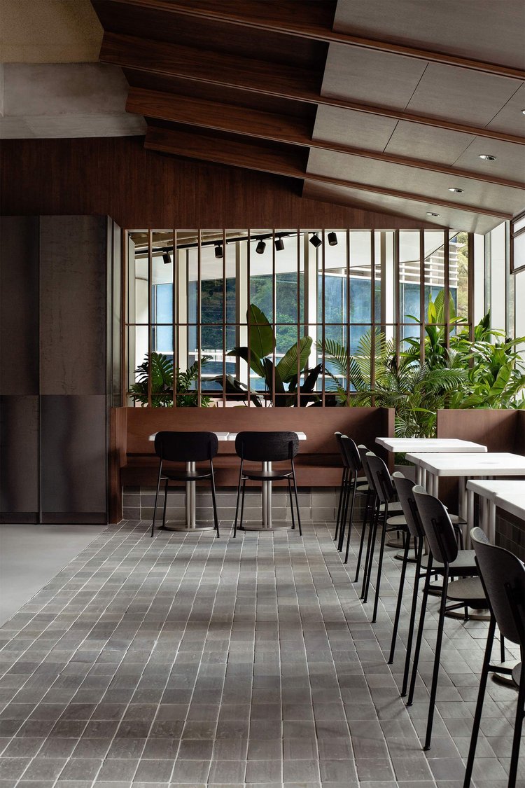 餐廳設計,Studio Adjective,美食廣場設計案例,KIN Food Halls,日式美學,香港,日式風格餐廳設計方案,香港餐廳設計,美食廣場裝修設計