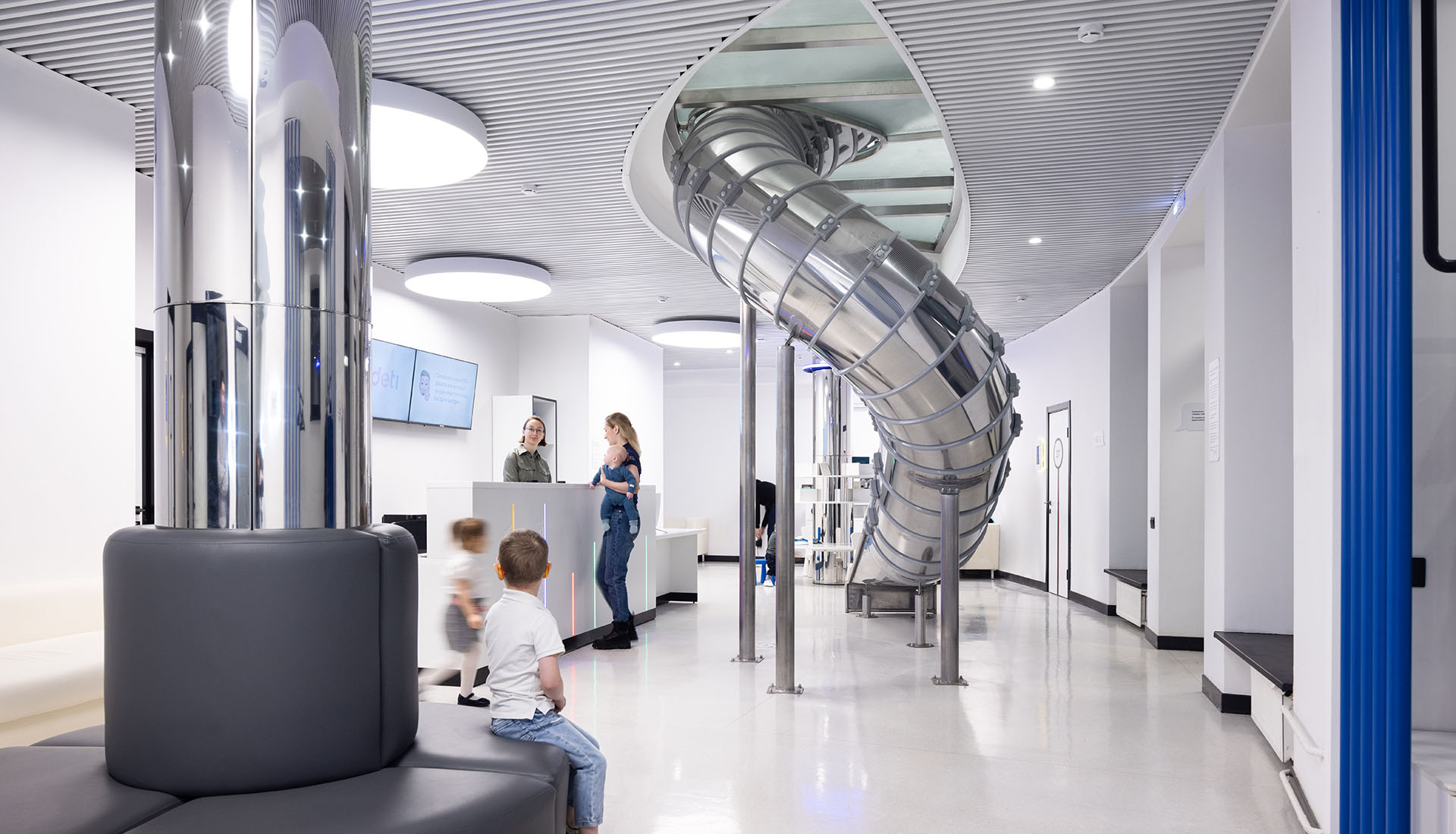 兒童診所設計,兒童診所設計案例,Tochka Design,DocDeti,莫斯科,未來主義,診所設計,診所設計方案