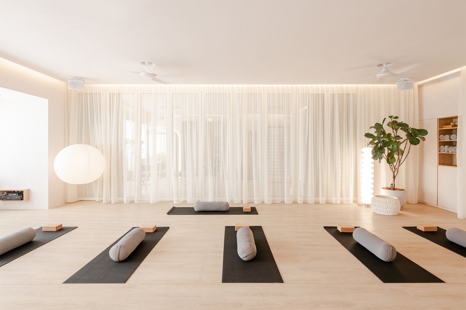 瑜伽工作室設計,Studio Kanta,瑜伽室設計案例,吉隆坡,230㎡,Stretch & Flow,瑜伽工作室設計方案,診所,診所設計方案