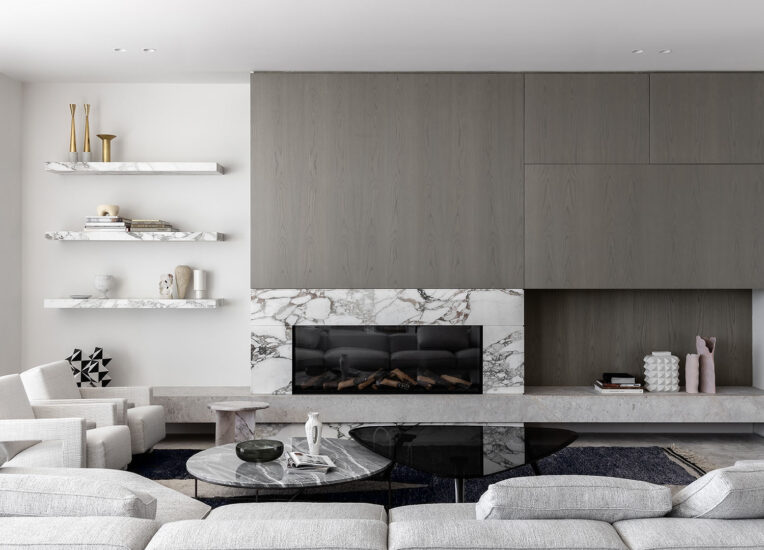 Conrad Architects | 墨爾本高級灰優雅、純淨美學別墅設計