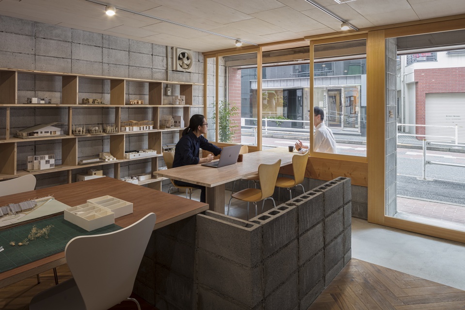 辦公室設計,辦公空間設計,日本設計公司辦公室,設計公司辦公室設計案例,設計公司辦公室,DOG,DOG建築工作室,DOG建築事務所,DOG architect