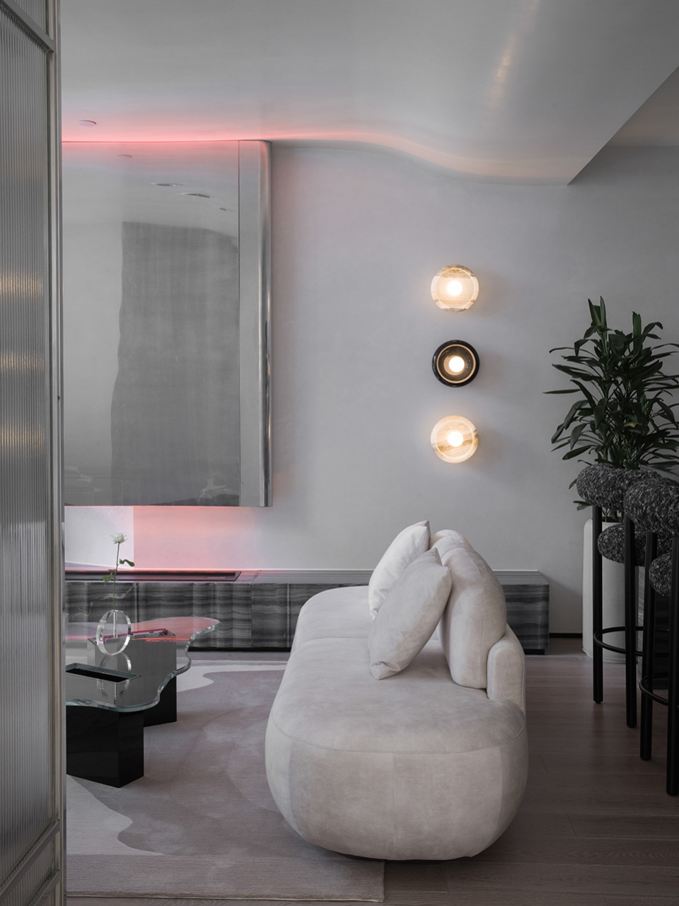 服裝店設計,婚紗館設計,婚紗店設計,杭州婚紗店,杭州MANLIBRIDAL,服裝店設計案例,MANLIBRIDAL婚紗館,杭州MANLIBRIDAL婚紗館,水丁集設計,水丁集,水丁集設計作品