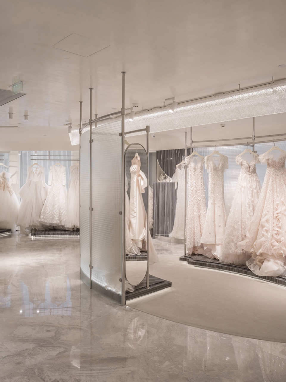 服裝店設計,婚紗館設計,婚紗店設計,杭州婚紗店,杭州MANLIBRIDAL,服裝店設計案例,MANLIBRIDAL婚紗館,杭州MANLIBRIDAL婚紗館,水丁集設計,水丁集,水丁集設計作品