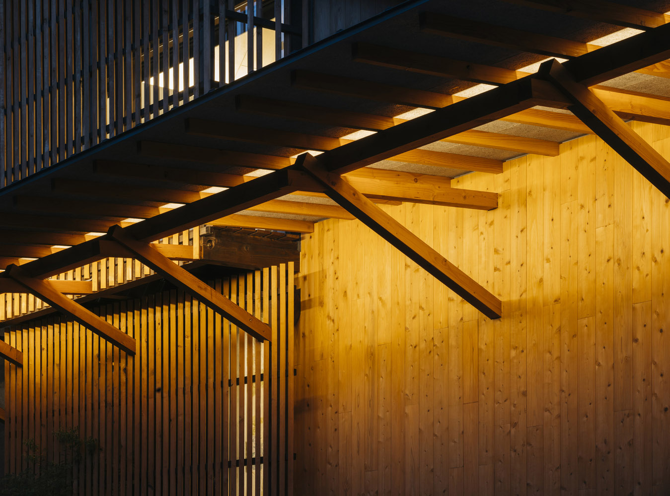 日式住宅設計,住宅設計案例,Atsushi Kawanishi Architects,日本,130㎡,原木風,日式侘寂庭院住宅,侘寂