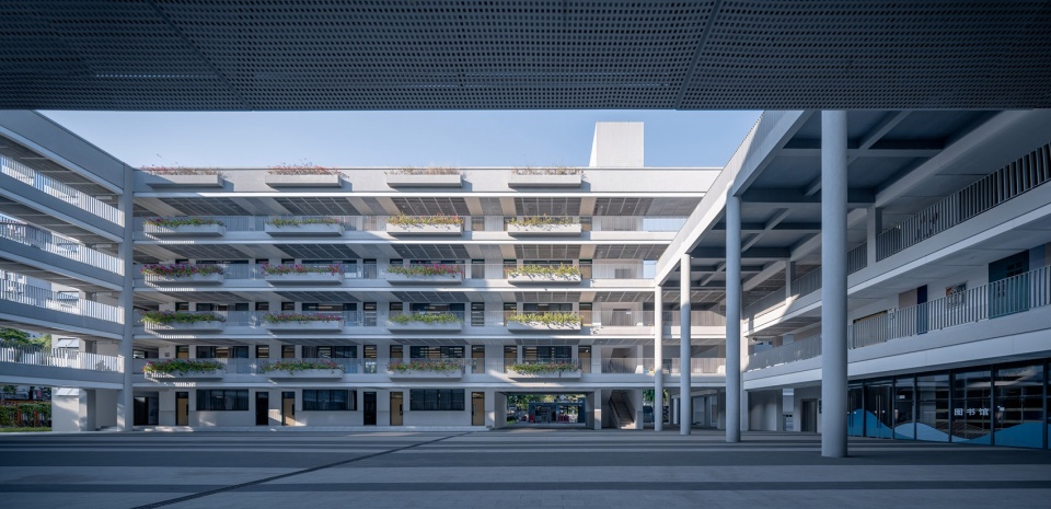 學校設計,學校改造設計,校園設計你,學校裝修,學校設計案例, 深圳南山麒麟中學,麒麟中學,南山麒麟中學,深圳中學,深圳,深圳學校設計,深圳大學建築設計研究院,元本體工作室,深大建築設計研究院