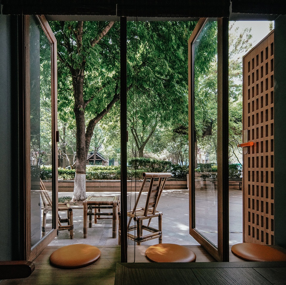 奶茶店設計,茶館設計,茶室設計,咖啡店設計,鄭州茶館設計,茶飲店設計,咖啡廳設計案例,咖啡廳裝修,山茶,山茶咖啡店,鄭州山茶,福州茶館,徽宗設計研究室,徽宗設計,徽宗設計作品