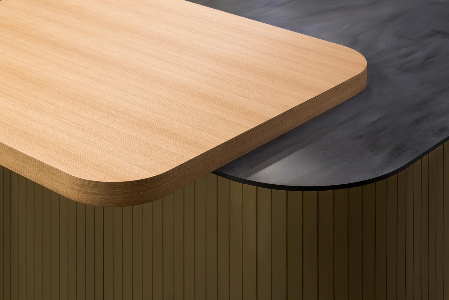 辦公室設計案例,Studio Reaktor,捷克,布拉格,律師事務所,辦公室,國外辦公室設計案例,辦公室裝修,ALLEN & OVERY,律師事務所辦公室設計