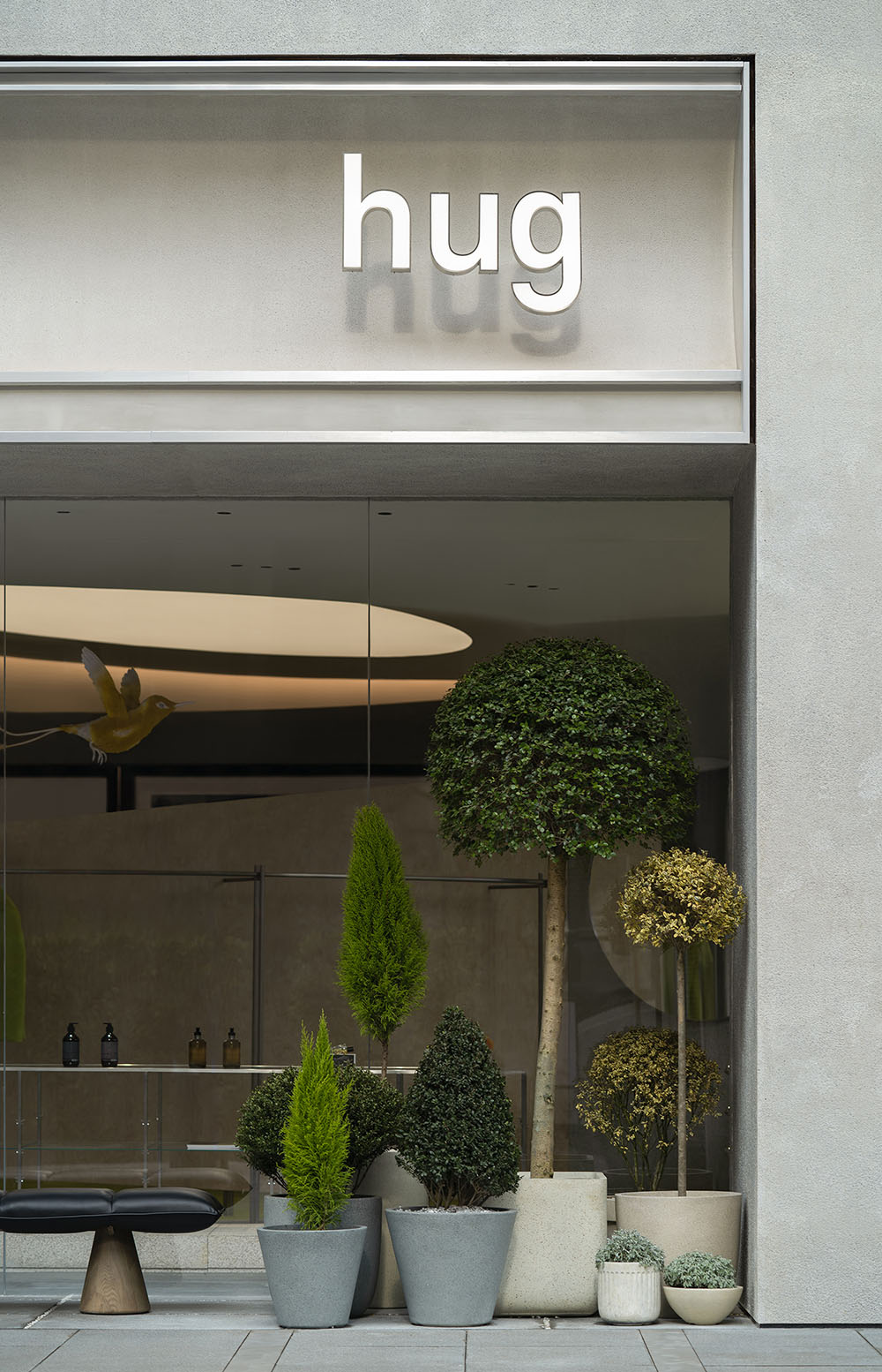 商業空間設計,時裝店設計,零售店設計,服裝店設計,旗艦店設計,時裝店設計案例,成都時裝店設計,hug,成都,成都hug,hug晶融彙花園店,氣象建築,氣象建築設計,ATMOSPHERE