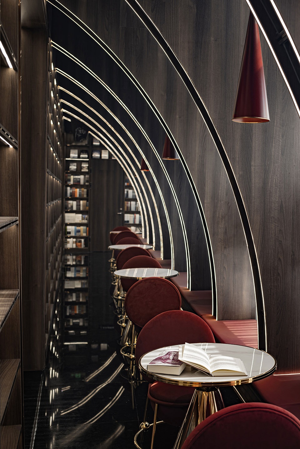 書店設計,零售店設計,台州書店設計,書店設計案例,網紅書店,網紅書店設計,鍾書閣,騰達鍾書閣,台州鍾書閣,鍾書閣書店,書店零售店,伊塔諾建築設計,伊塔諾建築