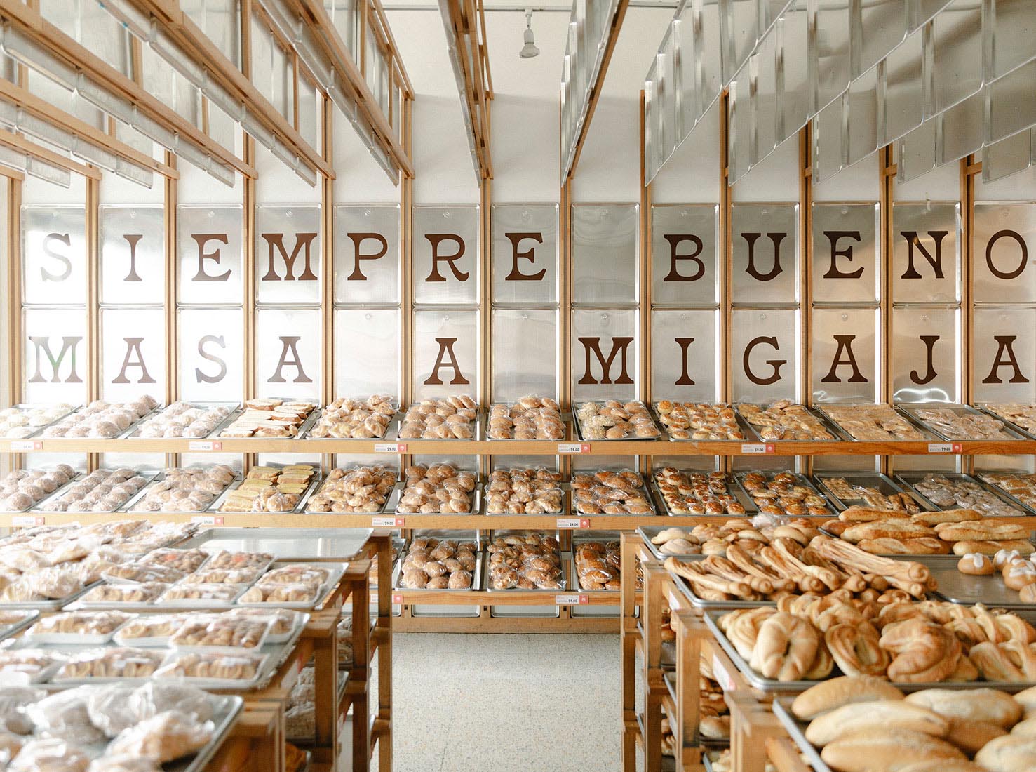 Concentrico Studio,墨西哥,麵包店設計,烘焙店設計,WARP AND WOOF,麵包店設計案例,Mi Pan Bakery,連鎖店