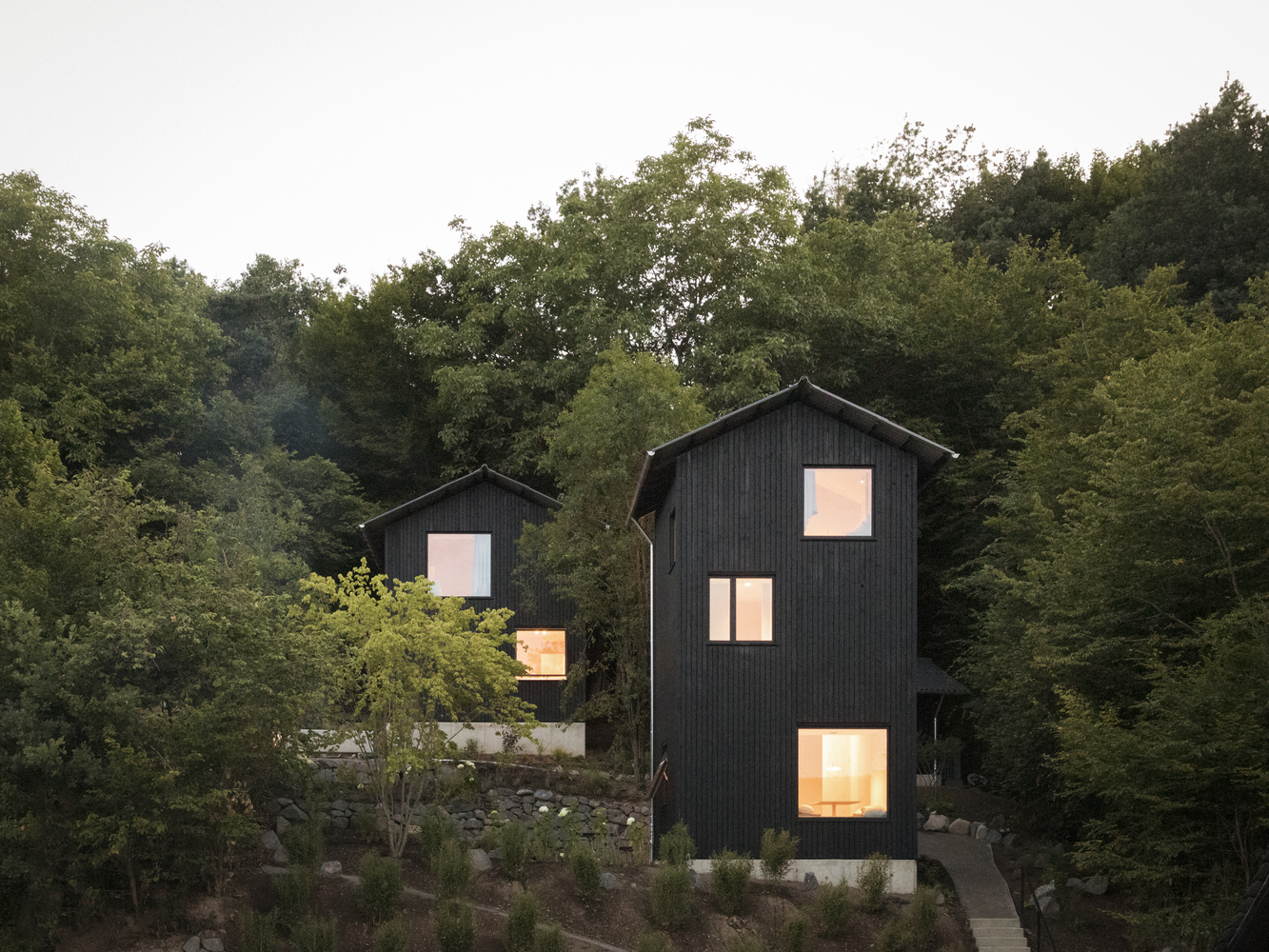 民宿設計,民宿改造設計,Fröhlich Gassner Architekten,民宿設計案例,170㎡,德國,Kleine Bleibe,度假民宿,民宿建築設計,原木色