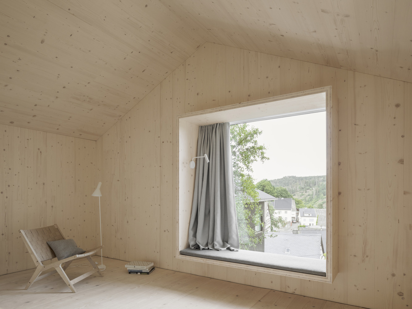 民宿設計,民宿改造設計,Fröhlich Gassner Architekten,民宿設計案例,170㎡,德國,Kleine Bleibe,度假民宿,民宿建築設計,原木色