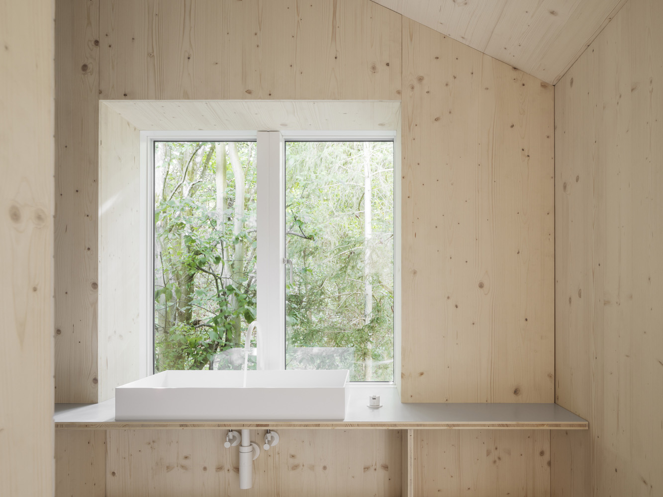 民宿設計,民宿改造設計,Fröhlich Gassner Architekten,民宿設計案例,170㎡,德國,Kleine Bleibe,度假民宿,民宿建築設計,原木色