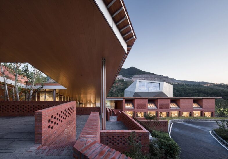 若本建築工作室 | 南京黃花岸酒店